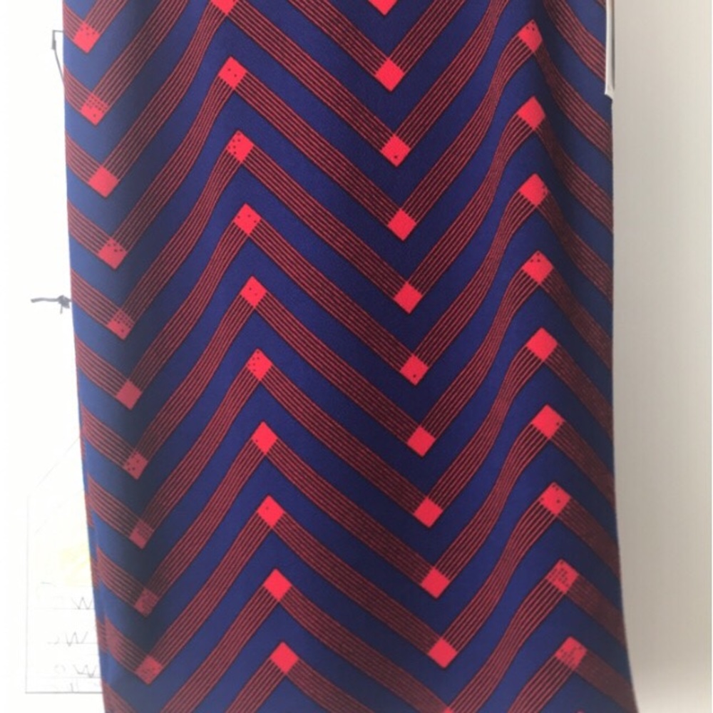 LuLaRoe Cassie